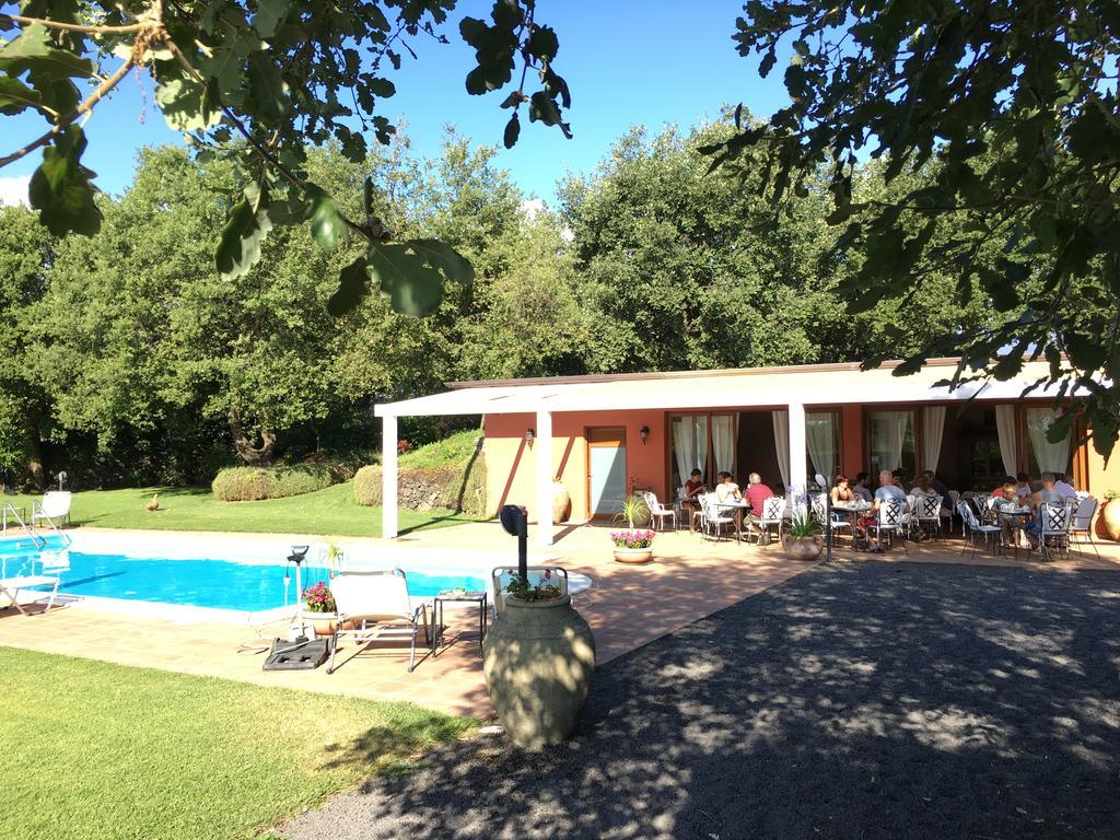 Bed And Breakfast Il Glicine Piedimonte Etneo Exterior foto