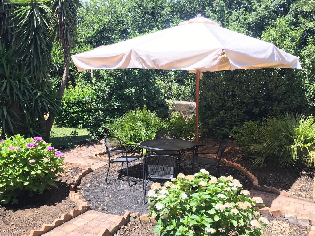 Bed And Breakfast Il Glicine Piedimonte Etneo Exterior foto